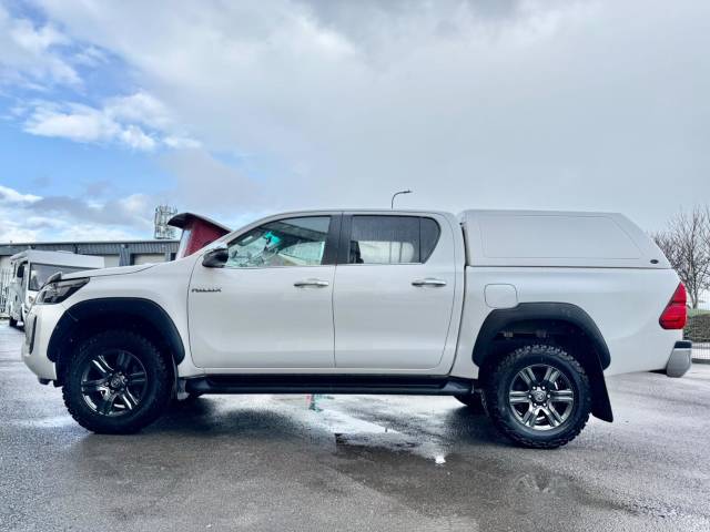 2022 Toyota Hilux 2.4 D-4D Icon Auto 4WD Euro 6 (s/s) 4dr