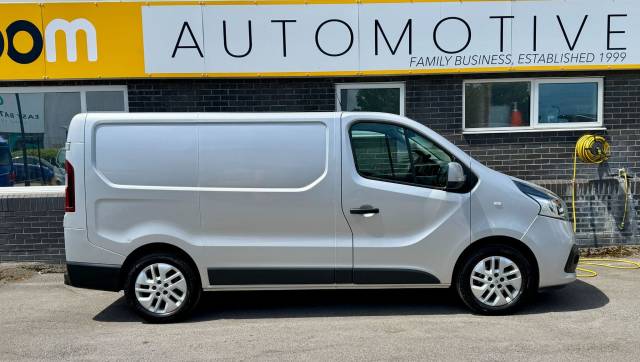 2016 Renault Trafic 1.6 SL27 ENERGY dCi 125 Sport Nav Van