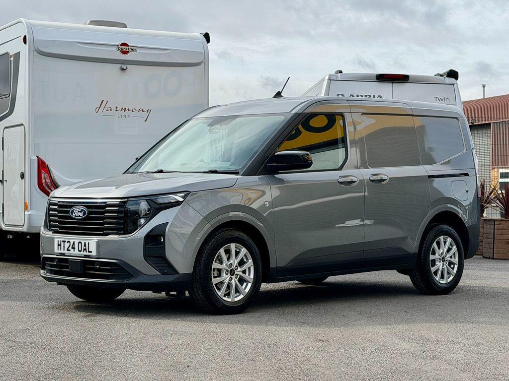 2024 Ford Transit Courier