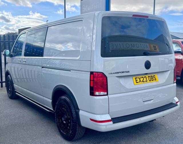 2023 Volkswagen Transporter 2.0 TDI 150 Highline Kombi Van DSG
