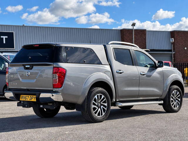 2017 Nissan Navara Double Cab Pick Up Tekna 2.3dCi 190 4WD Auto