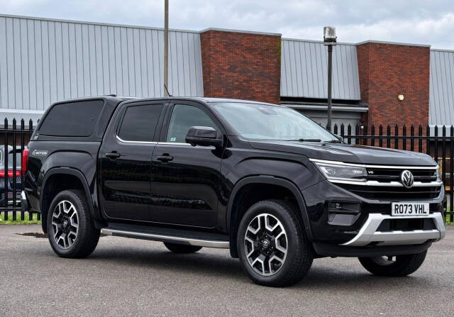 Volkswagen Amarok 3.0 TDI V6 Style Auto 4Motion Euro 6 (s/s) 4dr Pickup Diesel Midnight Black