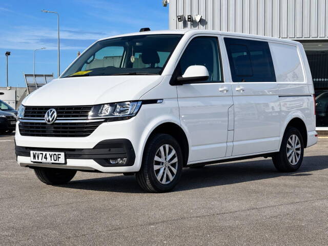 2024 Volkswagen Transporter 2.0 TDI T30 Highline Kombi DSG FWD SWB Euro 6 (s/s) 5dr